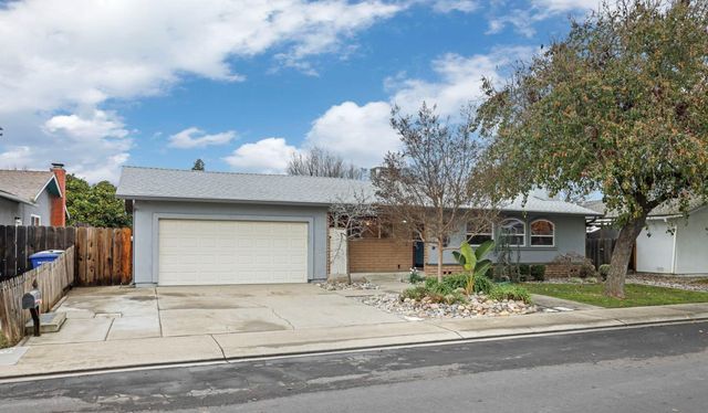 3413 Joanna Dr, Modesto, CA 95355