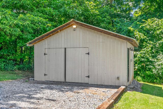123 Morgan Loop, Bumpus Mills, TN 37028