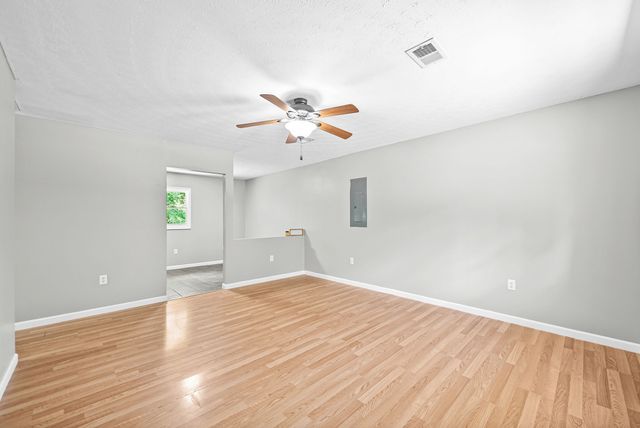 123 Morgan Loop, Bumpus Mills, TN 37028