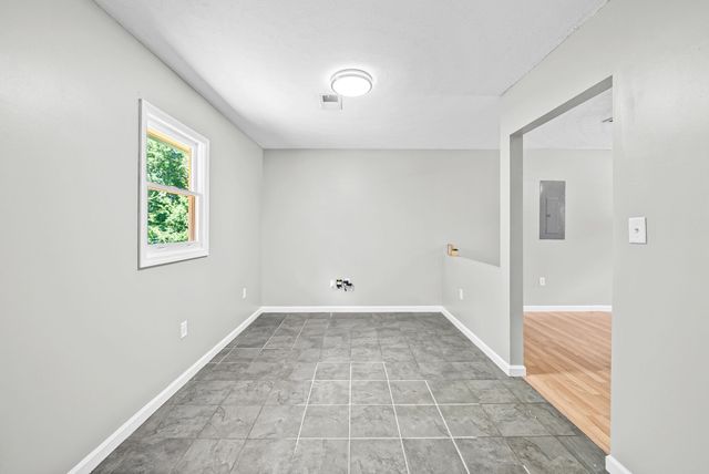 123 Morgan Loop, Bumpus Mills, TN 37028