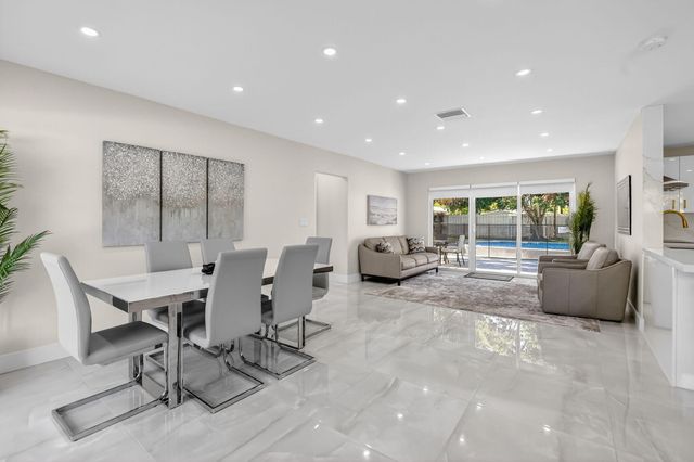 3751 NE 5th Avenue, Boca Raton, FL 33431