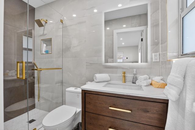 3751 NE 5th Avenue, Boca Raton, FL 33431