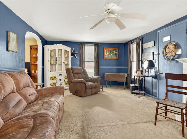 30 Elm St, Perry, NY 14530