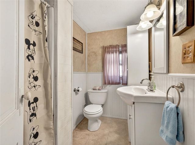 30 Elm St, Perry, NY 14530