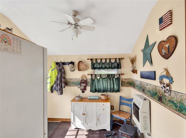 30 Elm St, Perry, NY 14530