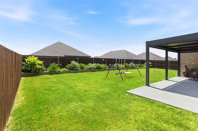 710 Truchas Avenue, Forney, TX 75126