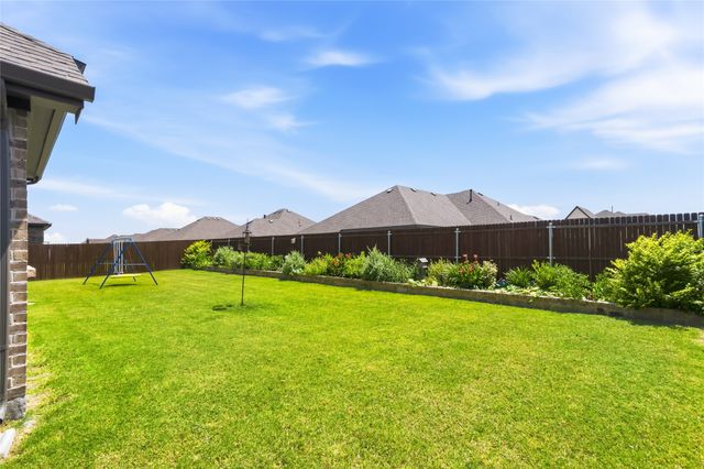 710 Truchas Avenue, Forney, TX 75126