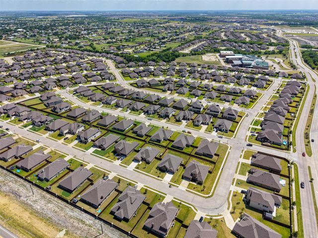 710 Truchas Avenue, Forney, TX 75126