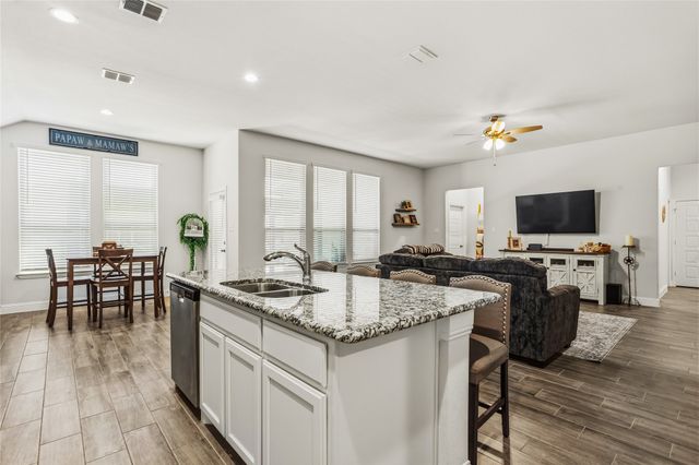 710 Truchas Avenue, Forney, TX 75126