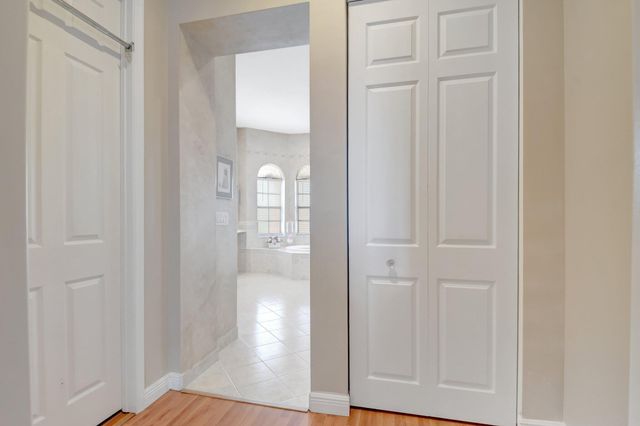 6584 Marbletree Lane, Lake Worth, FL 33467