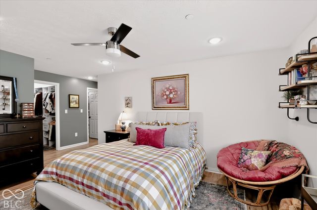 8720 Yardley Court 200, Indianapolis, IN 46268