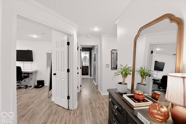 8720 Yardley Court 200, Indianapolis, IN 46268