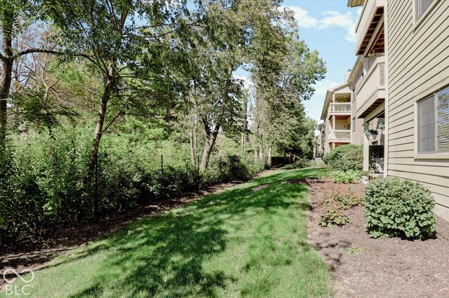 8720 Yardley Court 200, Indianapolis, IN 46268