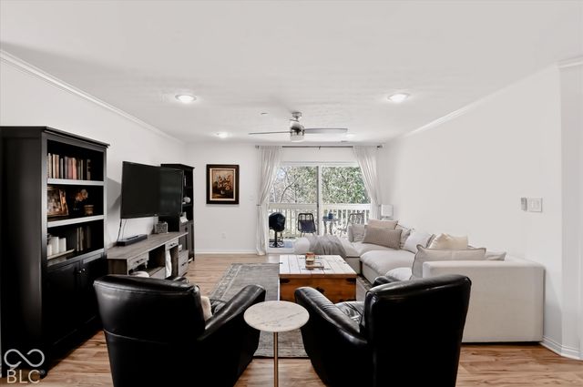 8720 Yardley Court 200, Indianapolis, IN 46268