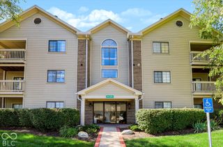 8720 Yardley Court 200, Indianapolis, IN 46268