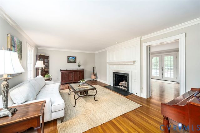 407 Berwickshire, Henrico, VA 23229