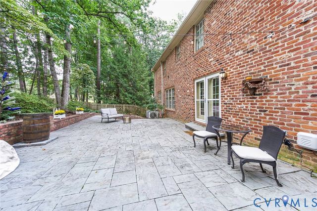 407 Berwickshire, Henrico, VA 23229