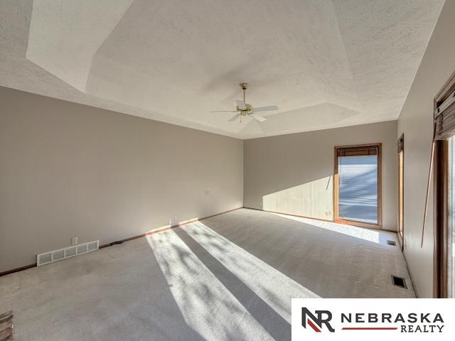 2315 Nelson's Creek Drive, Omaha, NE 68116