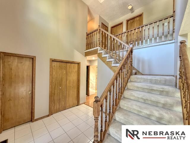 2315 Nelson's Creek Drive, Omaha, NE 68116