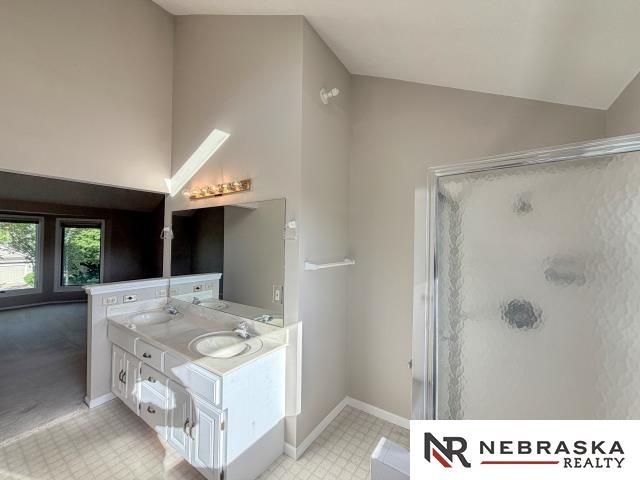 2315 Nelson's Creek Drive, Omaha, NE 68116