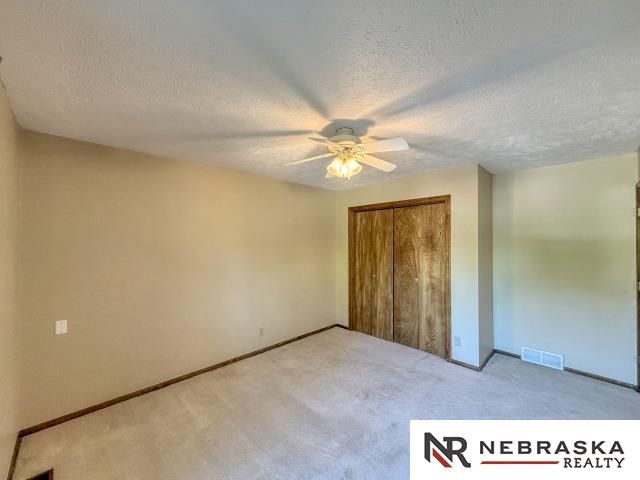 2315 Nelson's Creek Drive, Omaha, NE 68116