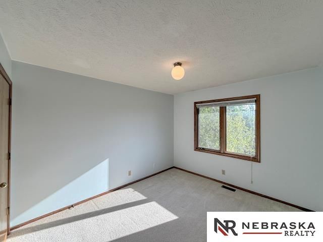 2315 Nelson's Creek Drive, Omaha, NE 68116