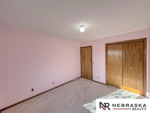 2315 Nelson's Creek Drive, Omaha, NE 68116