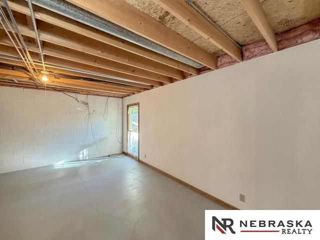2315 Nelson's Creek Drive, Omaha, NE 68116