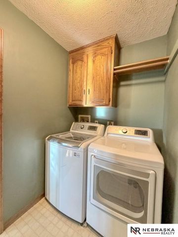 2315 Nelson's Creek Drive, Omaha, NE 68116