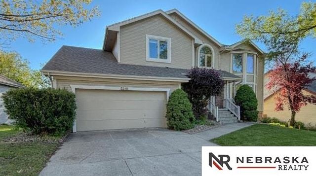 2315 Nelson's Creek Drive, Omaha, NE 68116