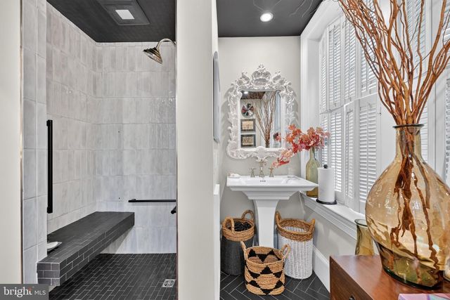 917 GREENWAY AVE, Yardley, PA 19067