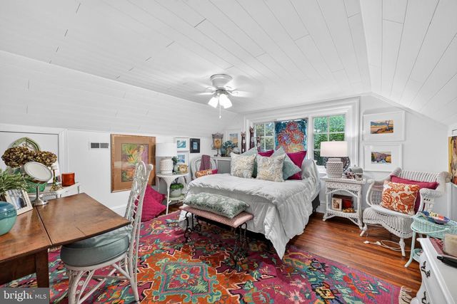 917 GREENWAY AVE, Yardley, PA 19067