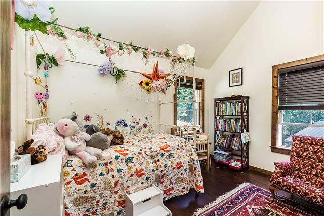 343 County Road 1489, Eureka Springs, AR 72632