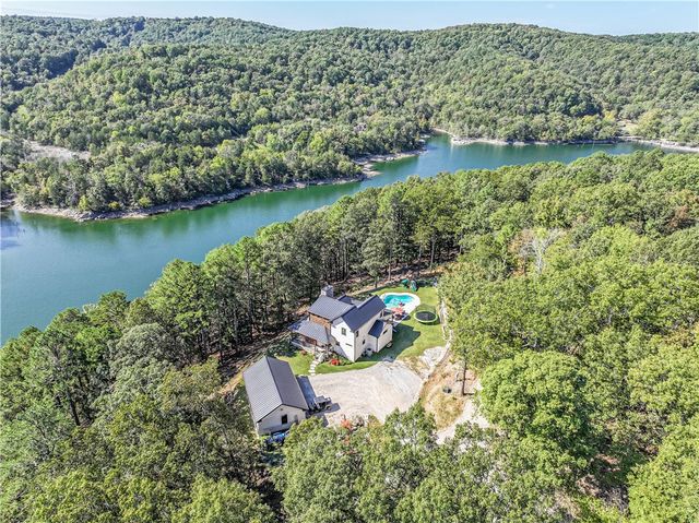 343 County Road 1489, Eureka Springs, AR 72632