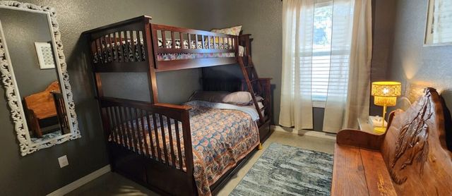 343 County Road 1489, Eureka Springs, AR 72632