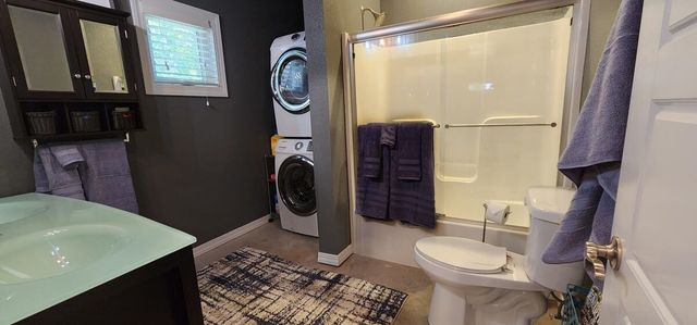 343 County Road 1489, Eureka Springs, AR 72632