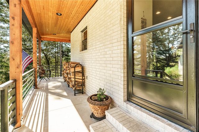 343 County Road 1489, Eureka Springs, AR 72632