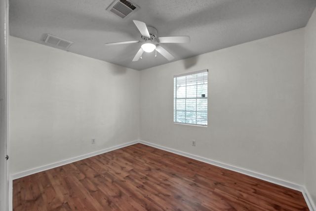 67 Wren Lane, Trinity, TX 75862
