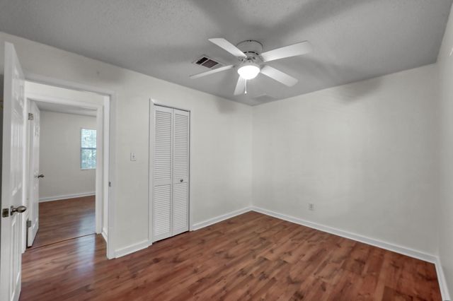 67 Wren Lane, Trinity, TX 75862