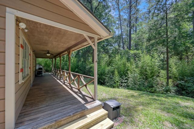 67 Wren Lane, Trinity, TX 75862