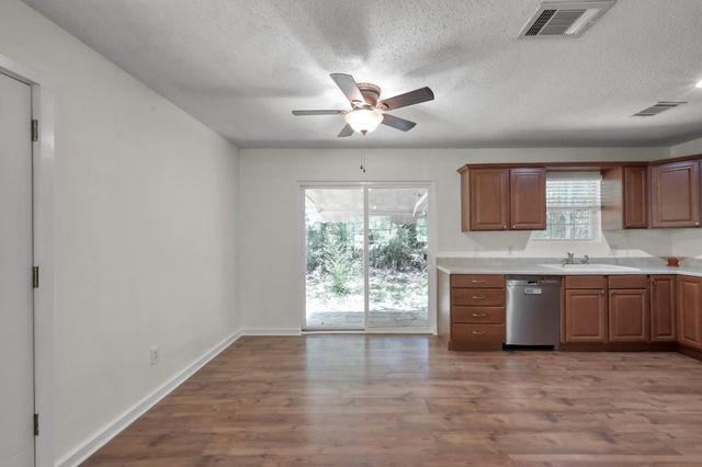 67 Wren Lane, Trinity, TX 75862