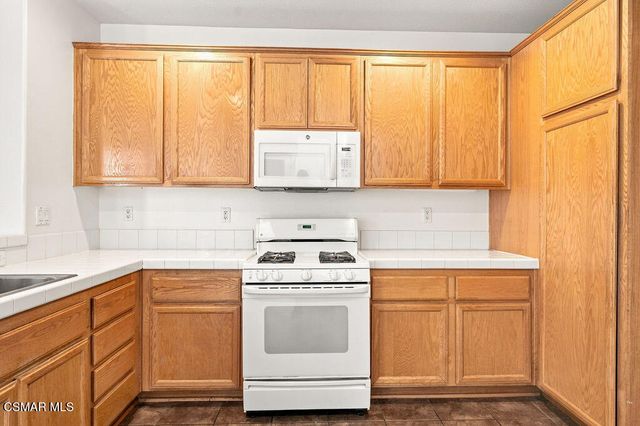 2493 Aurora Lane, Simi Valley, CA 93063