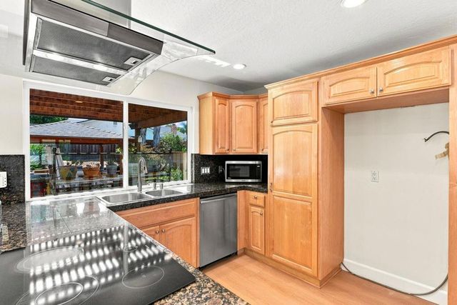 2950 Silver, San Jose, CA 95135