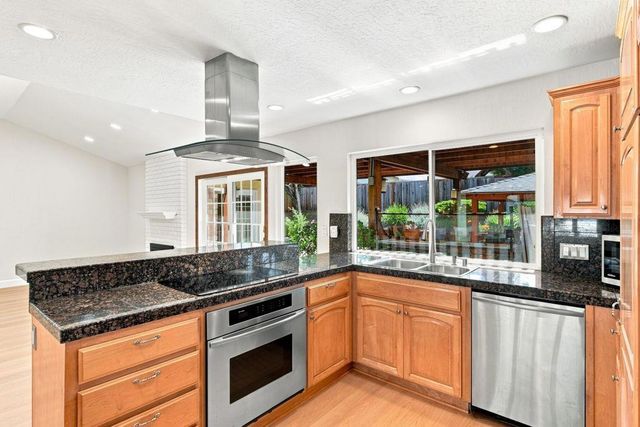 2950 Silver, San Jose, CA 95135