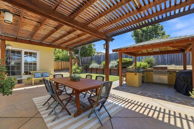 2950 Silver, San Jose, CA 95135