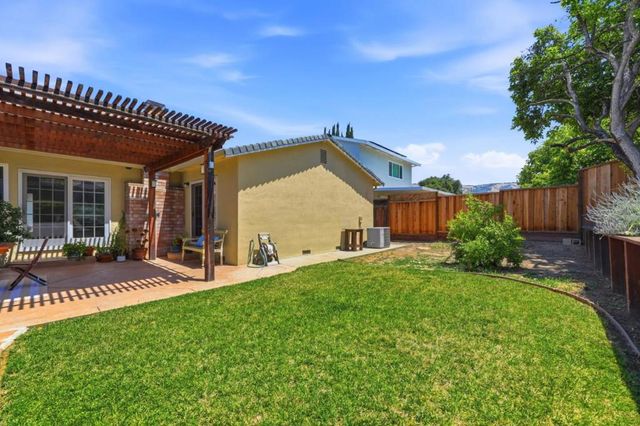2950 Silver, San Jose, CA 95135