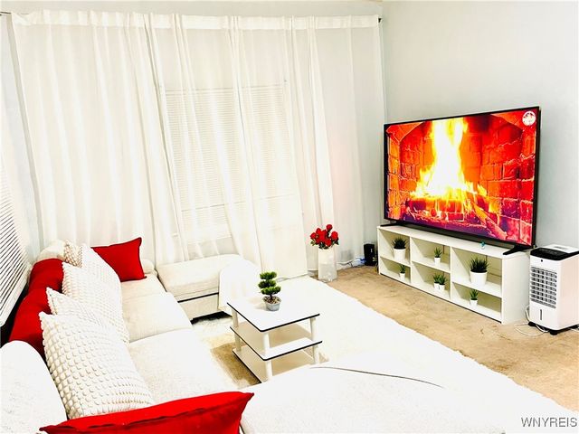 2711 Orleans Avenue, Niagara Falls, NY 14303