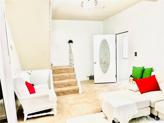 2711 Orleans Avenue, Niagara Falls, NY 14303