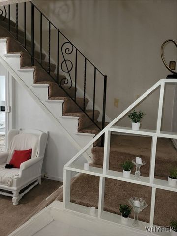 2711 Orleans Avenue, Niagara Falls, NY 14303