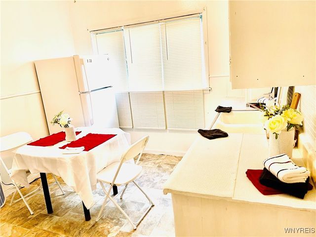 2711 Orleans Avenue, Niagara Falls, NY 14303